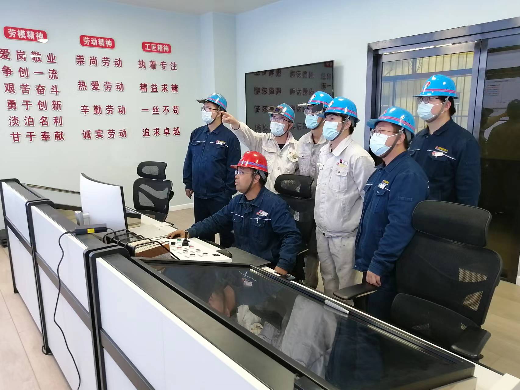 ��ֲ��ɫ��Ӗ(x��n)�wϵ �����˲ų��L(zh��ng)�ߵ�