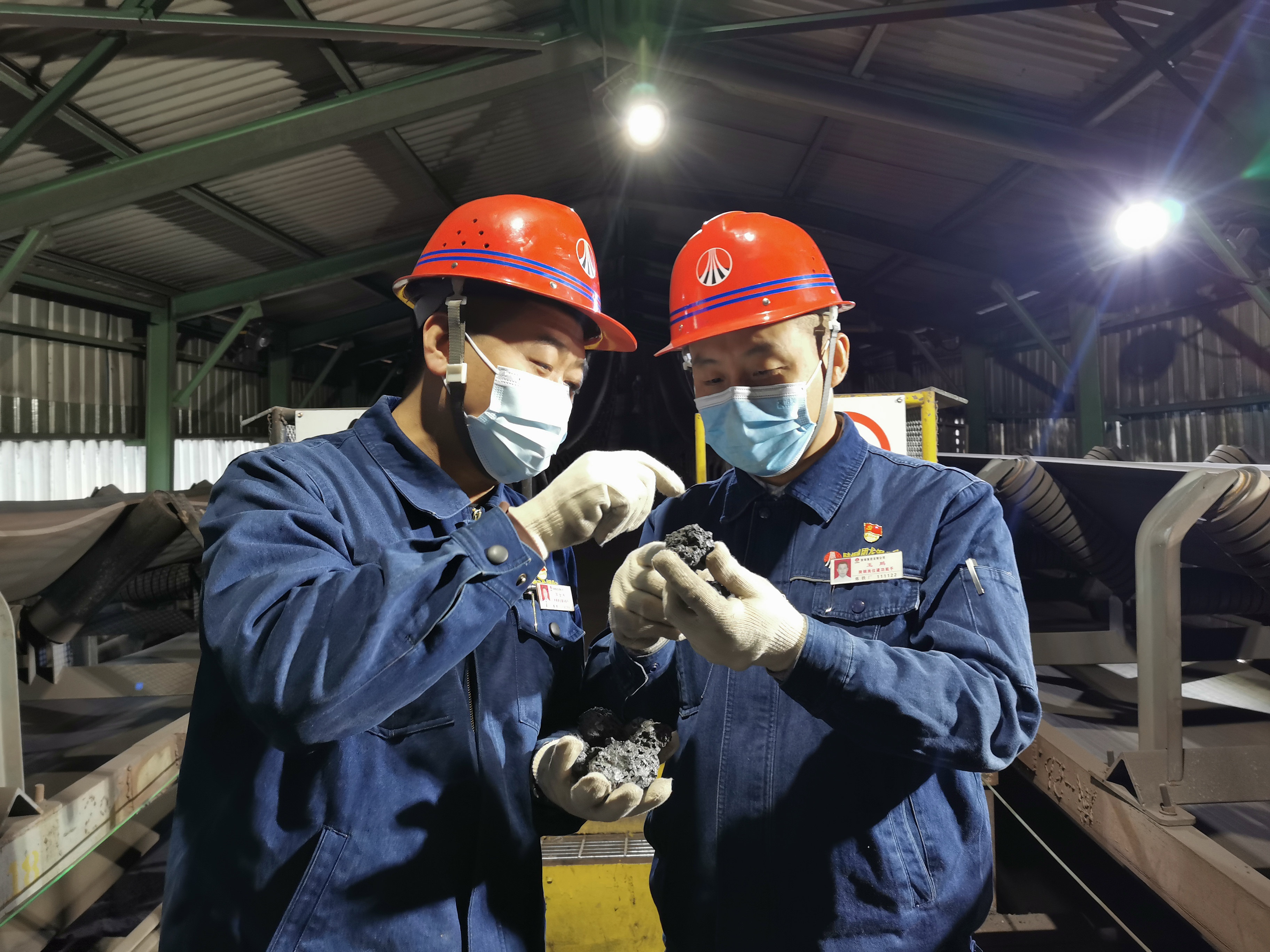 強化冶煉攻關 助力高爐穩定順行 強化冶煉攻關 助力高爐穩定順行