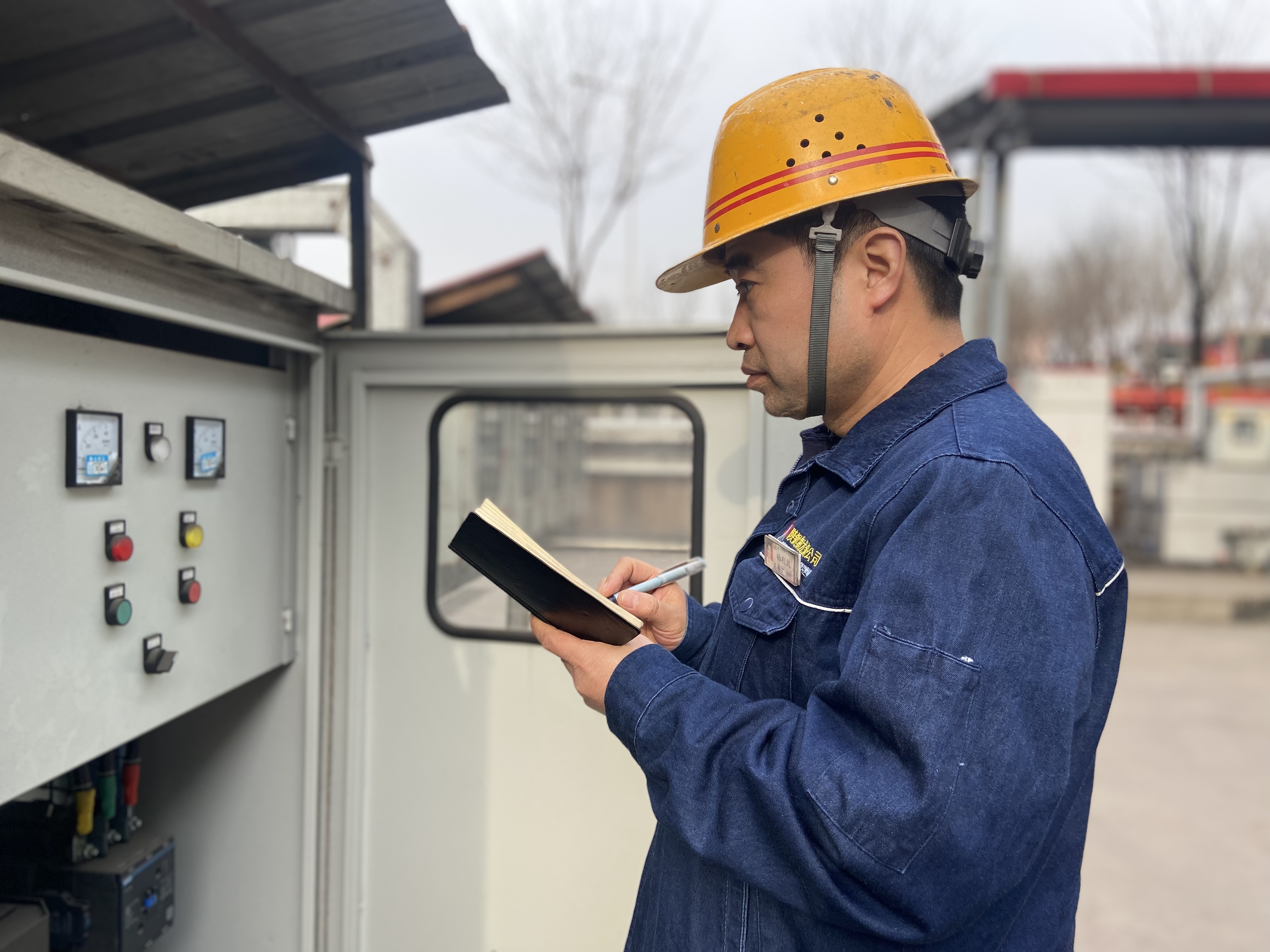 鋼城里的“狂飆”,一起看過來 鋼城里的“狂飆”,一起看過來