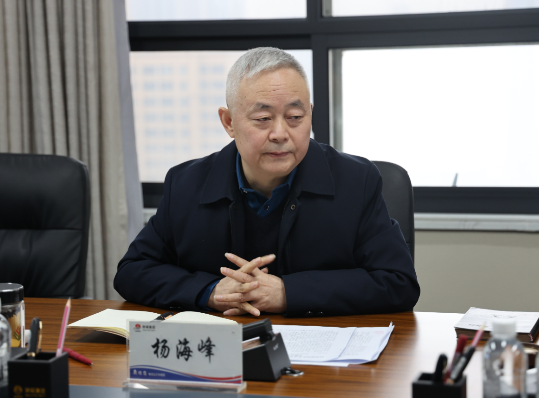 �䓼��F�M�����_��I�������{Ƥ�������������}��