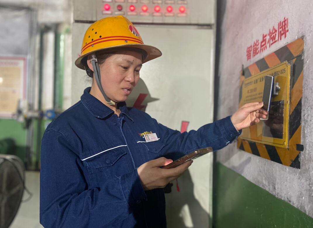 扎根基層沃土 綻放絢麗之花 扎根基層沃土 綻放絢麗之花