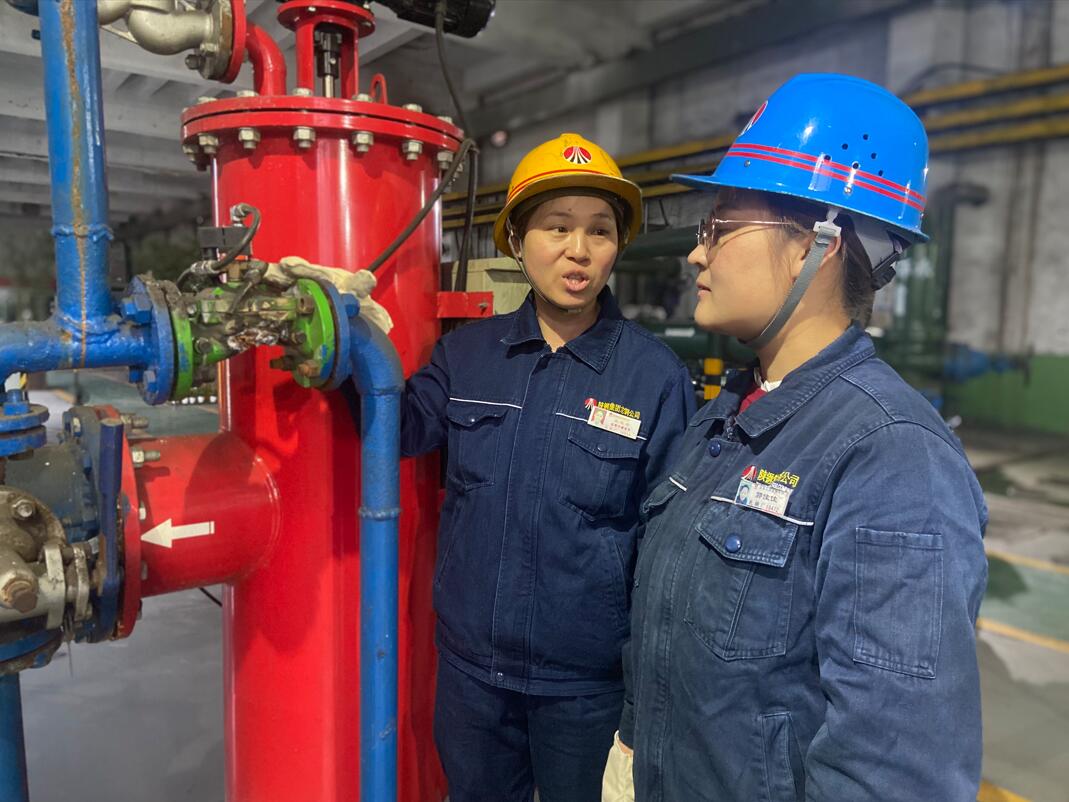 扎根基層沃土 綻放絢麗之花 扎根基層沃土 綻放絢麗之花