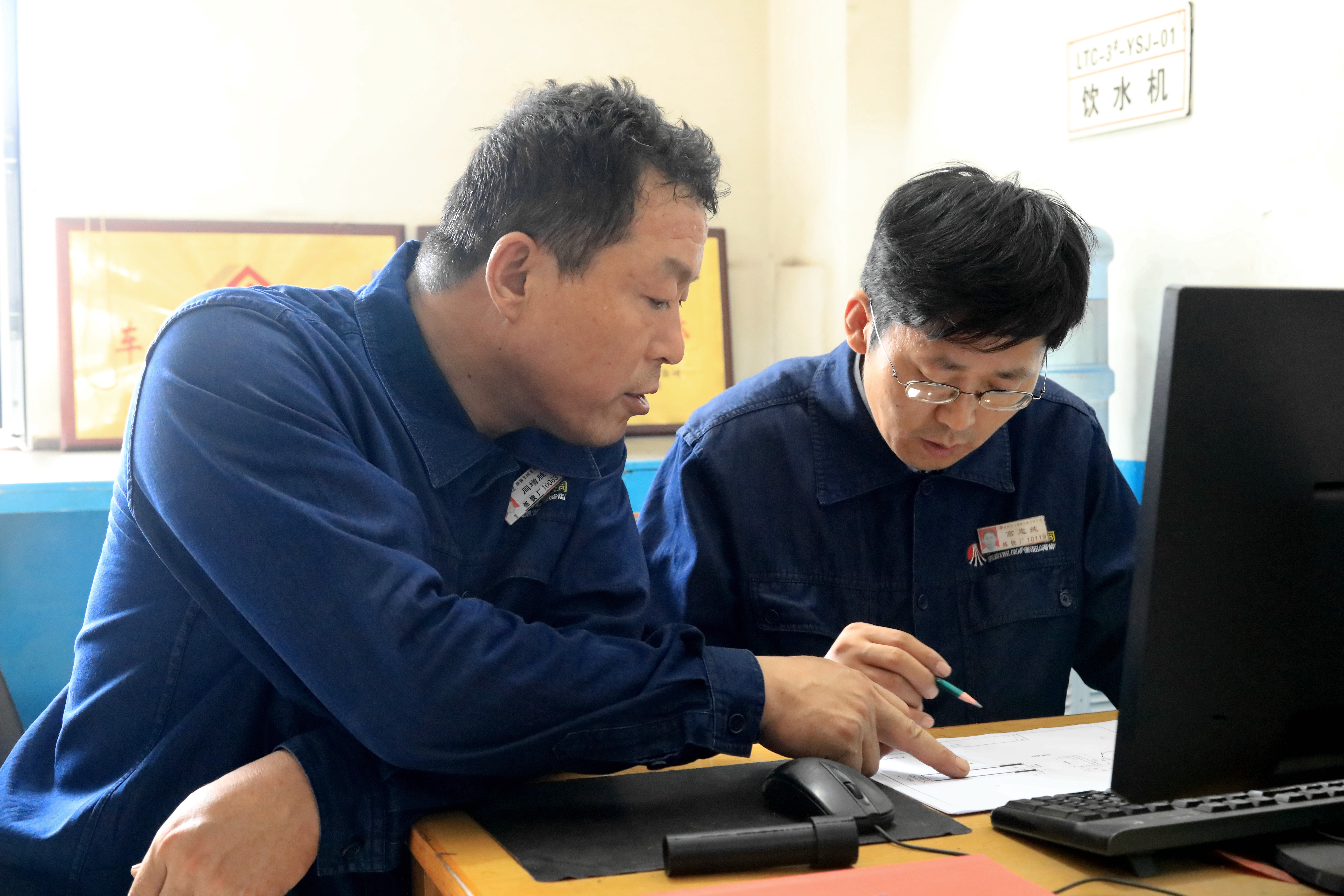 一線“工人發明家”背后的故事 一線“工人發明家”背后的故事