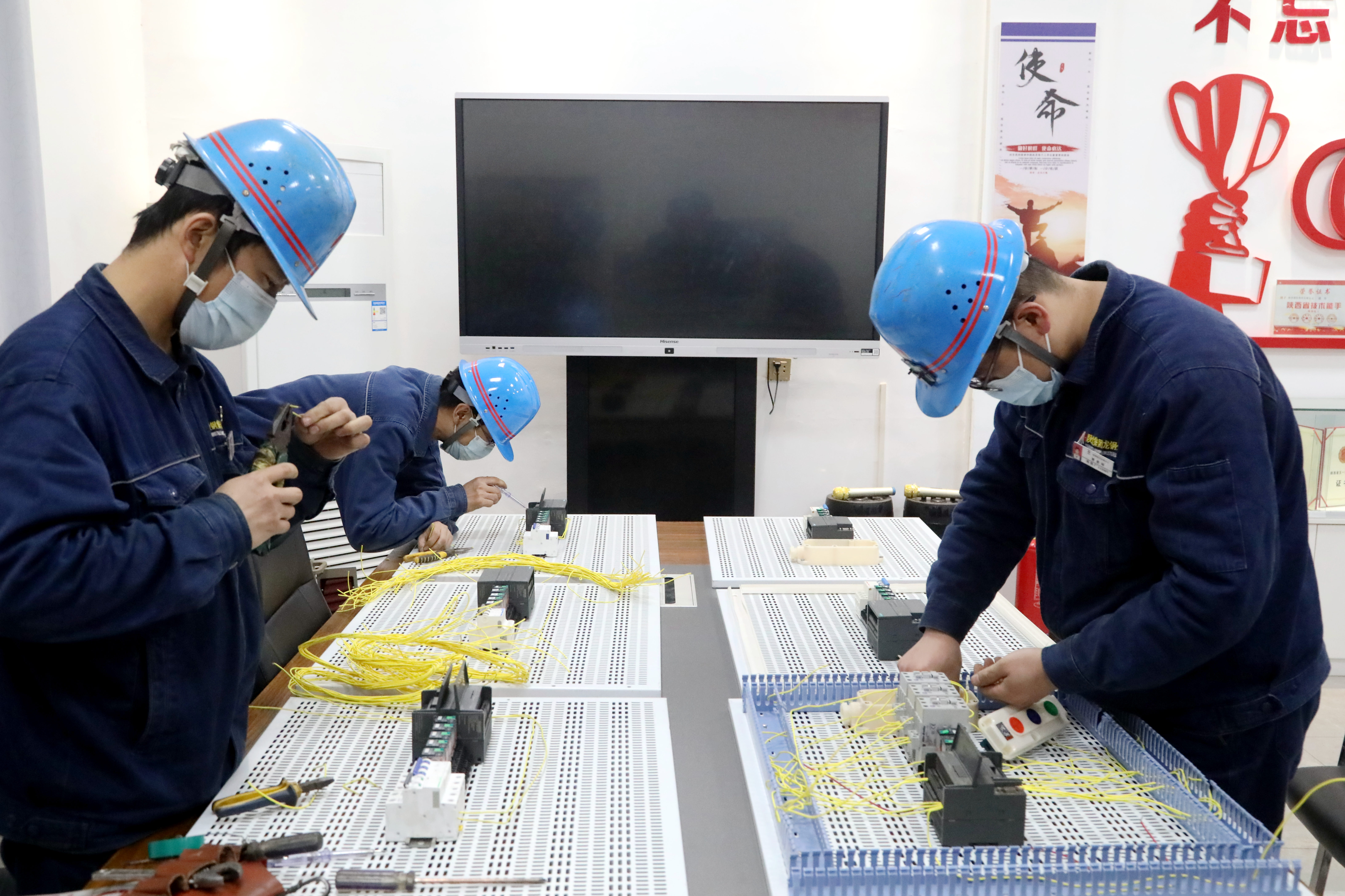 ������������ա��T����