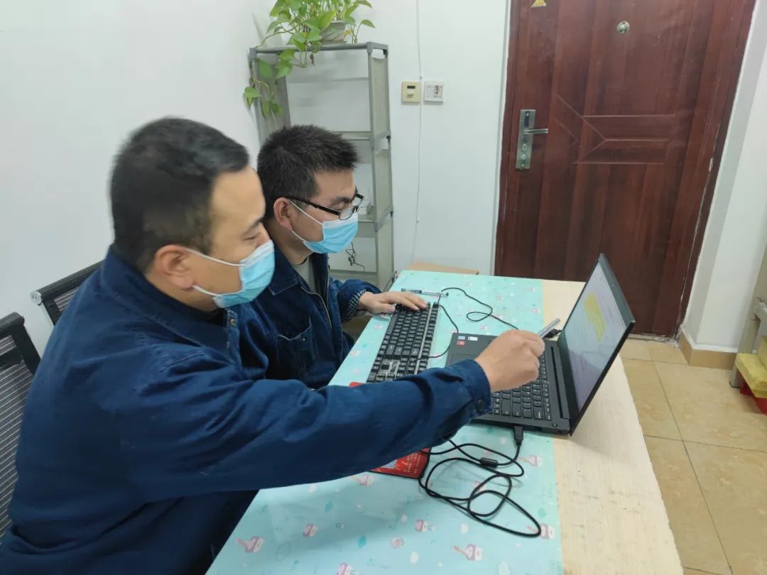 無青春,不奮斗——做一名勇于突破自我,敢于創新的研發人 無青春,不奮斗——做一名勇于突破自我,敢于創新的研發人