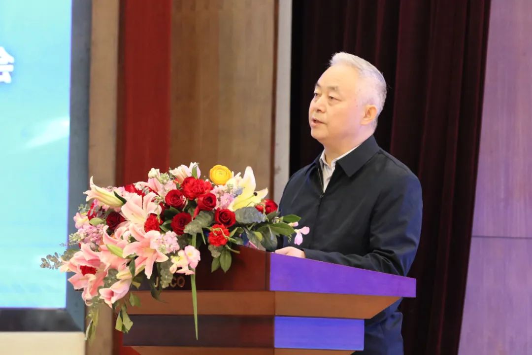 ����ڵ��ߌ�ꃕx�ʴ��������£��������߷�Փ�����h��ָ����������׃�����������ݡ���������������lչؕ�I���µĸ���������