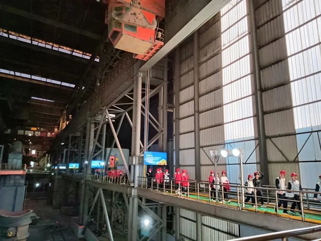 讀萬卷書 行萬里路——禹龍科技服務公司促進 “鋼鐵+文旅+教育”融合發展 讀萬卷書 行萬里路——禹龍科技服務公司促進 “鋼鐵+文旅+教育”融合發展