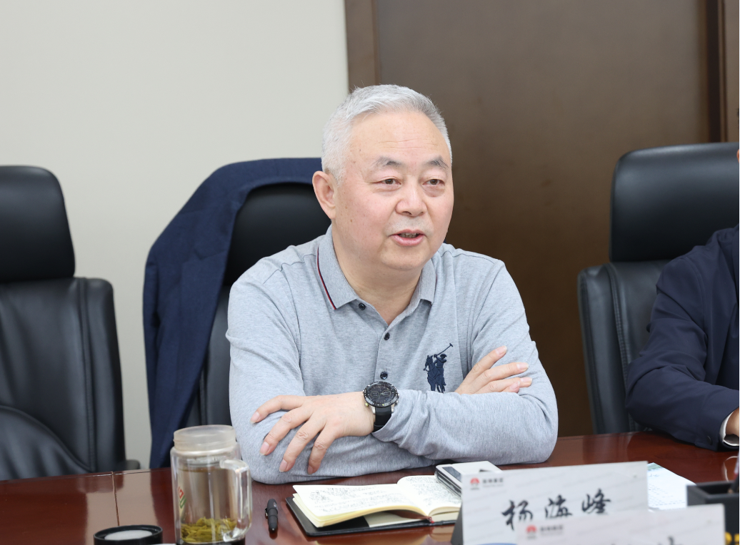 四川省釩鈦鋼鐵產(chǎn)業(yè)協(xié)會張邦緒一行到陜鋼集團(tuán)調(diào)研座談 四川省釩鈦鋼鐵產(chǎn)業(yè)協(xié)會張邦緒一行到陜鋼集團(tuán)調(diào)研座談