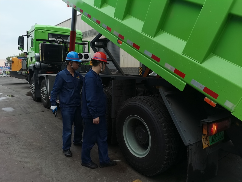 擦亮服務窗口 樹立良好形象 擦亮服務窗口 樹立良好形象