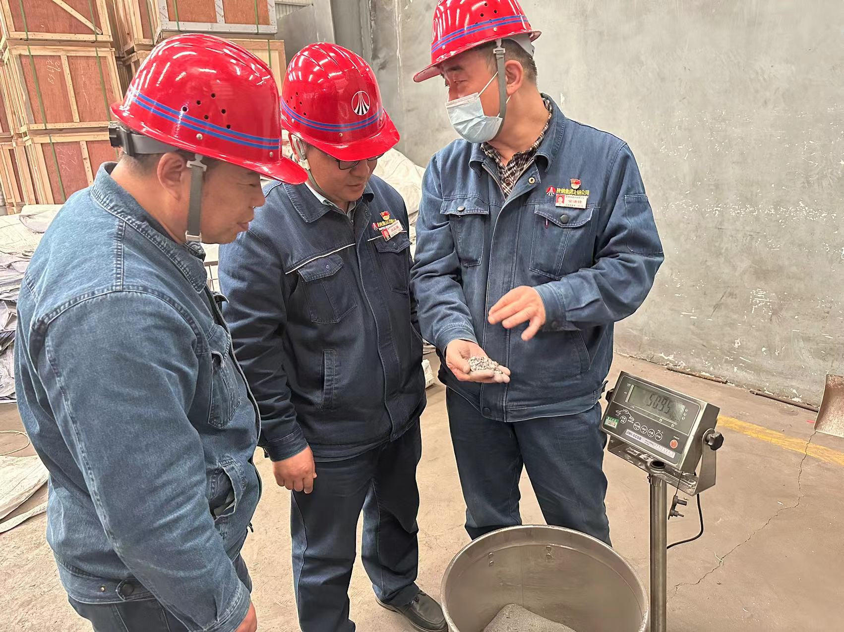 專業監督激發的一系列連鎖反應 專業監督激發的一系列連鎖反應