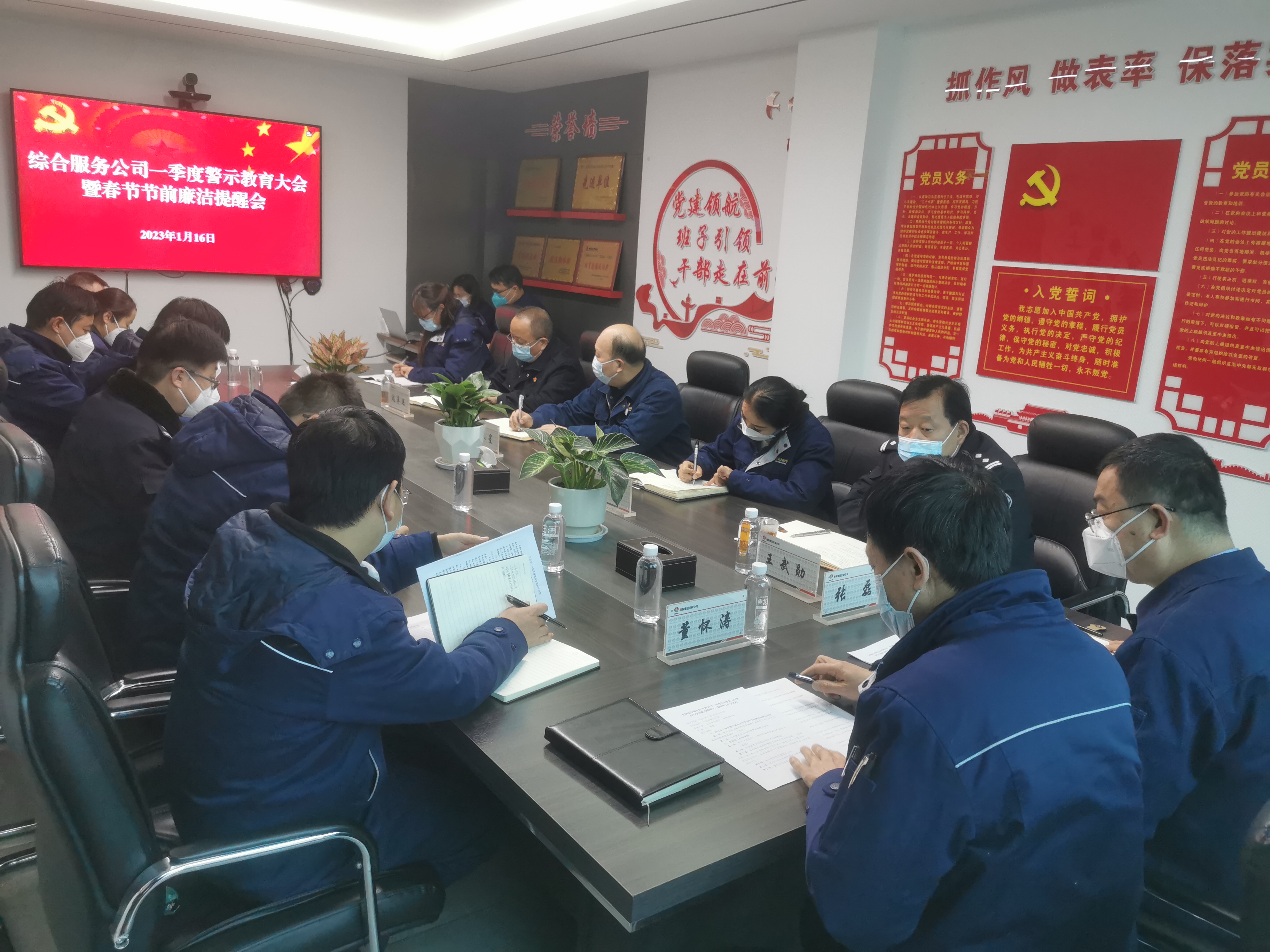 �۽����ĺݰl(f��)��  �������L(f��ng)��Ч��