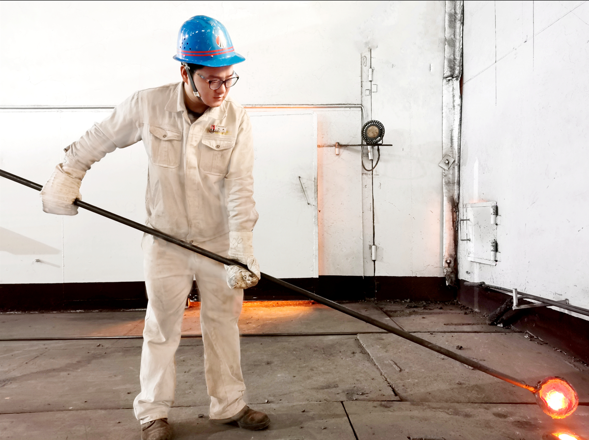 “五一”鋼鐵工人堅守“如一” “五一”鋼鐵工人堅守“如一”