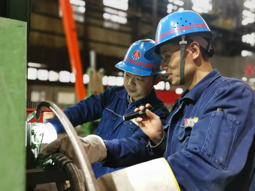 龍鋼公司“挖呀挖” 挖到降本增效新秘籍 龍鋼公司“挖呀挖” 挖到降本增效新秘籍