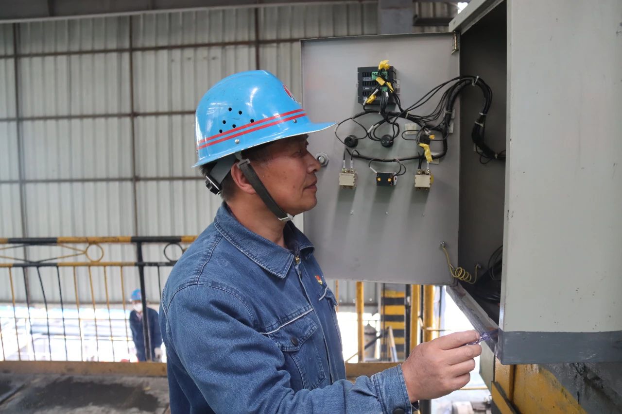 擦亮“禹龍”品牌,助力固廢循環(huán)產(chǎn)業(yè)高質(zhì)量發(fā)展 擦亮“禹龍”品牌,助力固廢循環(huán)產(chǎn)業(yè)高質(zhì)量發(fā)展