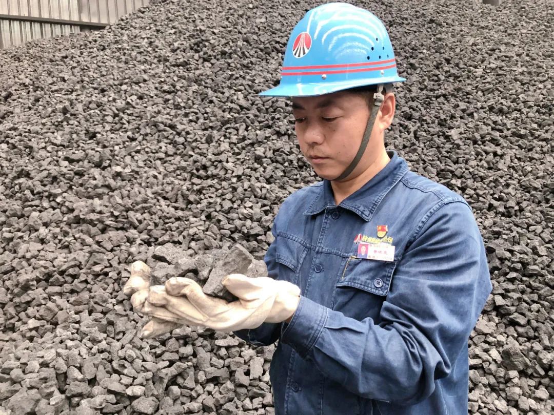 抓牢“三精”管理 助推“經濟冶煉” 抓牢“三精”管理 助推“經濟冶煉”