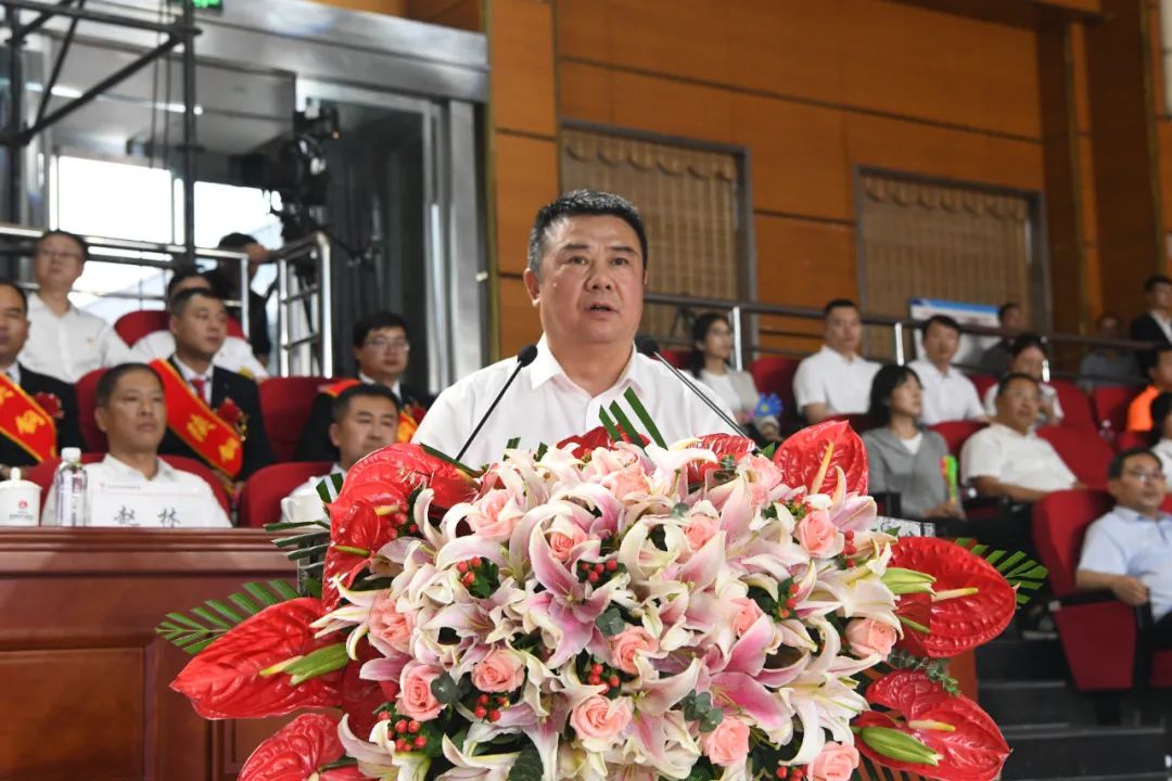 激昂鋼鐵青春 鑄就百年偉業 陜鋼集團第二屆職工運動會盛大開幕 激昂鋼鐵青春 鑄就百年偉業 陜鋼集團第二屆職工運動會盛大開幕