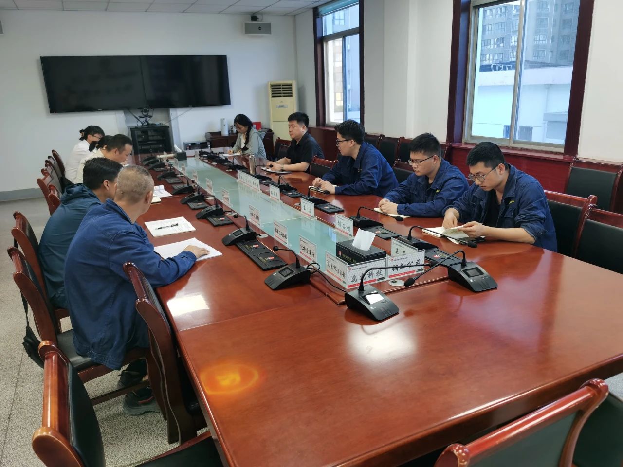 思想碰撞入腦入心,掀起職工技改熱潮 思想碰撞入腦入心,掀起職工技改熱潮