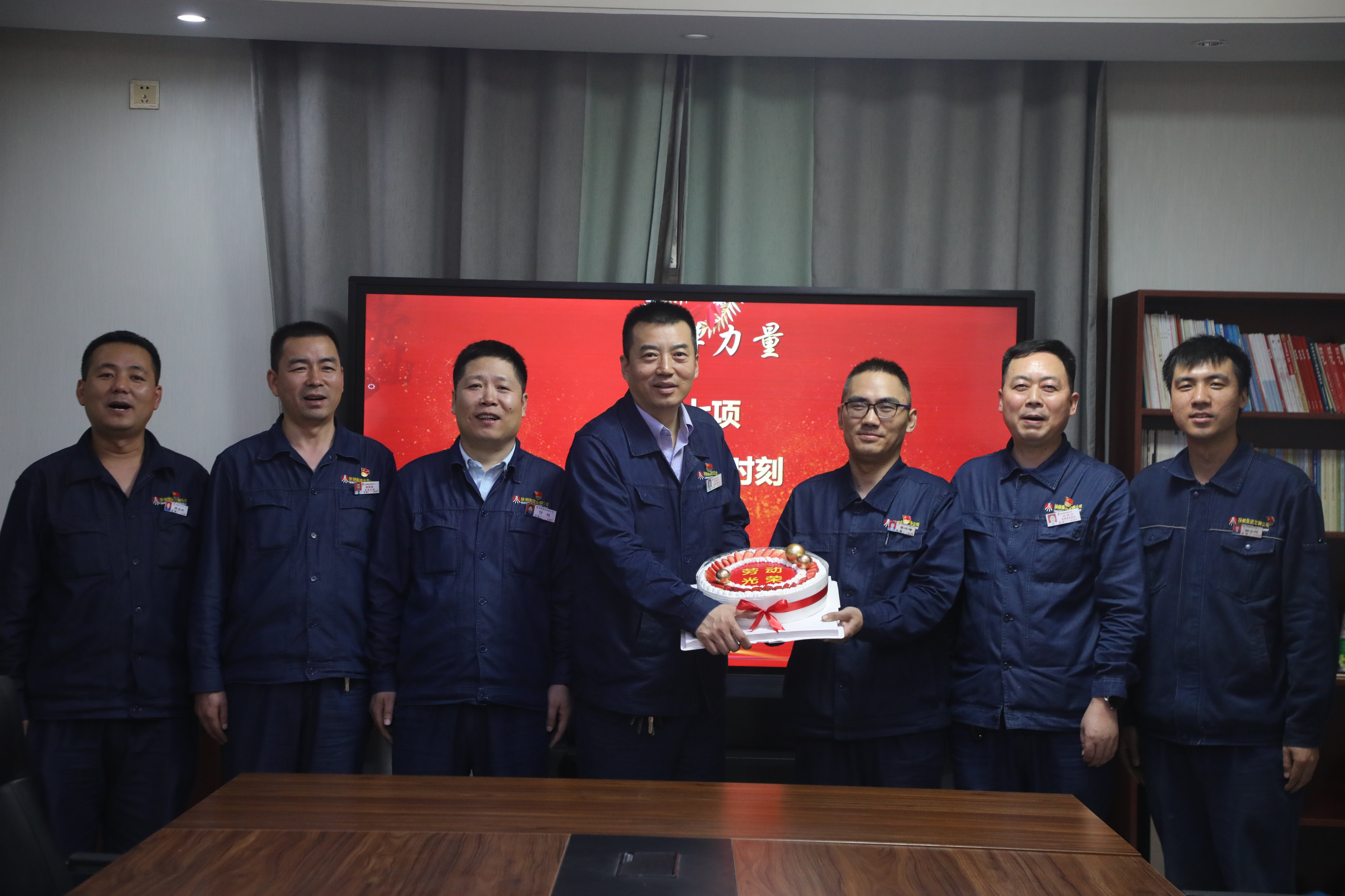 �������Գ֡��������}������ů�ġ����