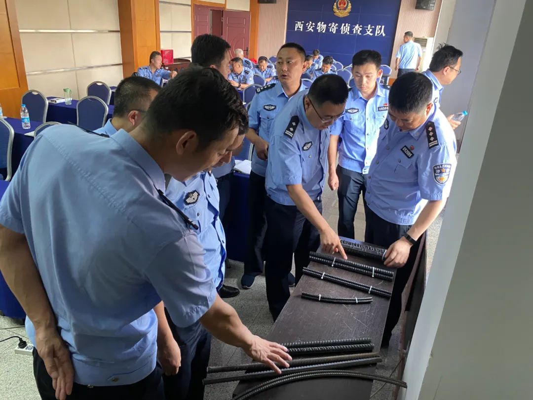 “禹龍”品牌產品入駐西安市公安局真?zhèn)舞b別培訓目錄 “禹龍”品牌產品入駐西安市公安局真?zhèn)舞b別培訓目錄