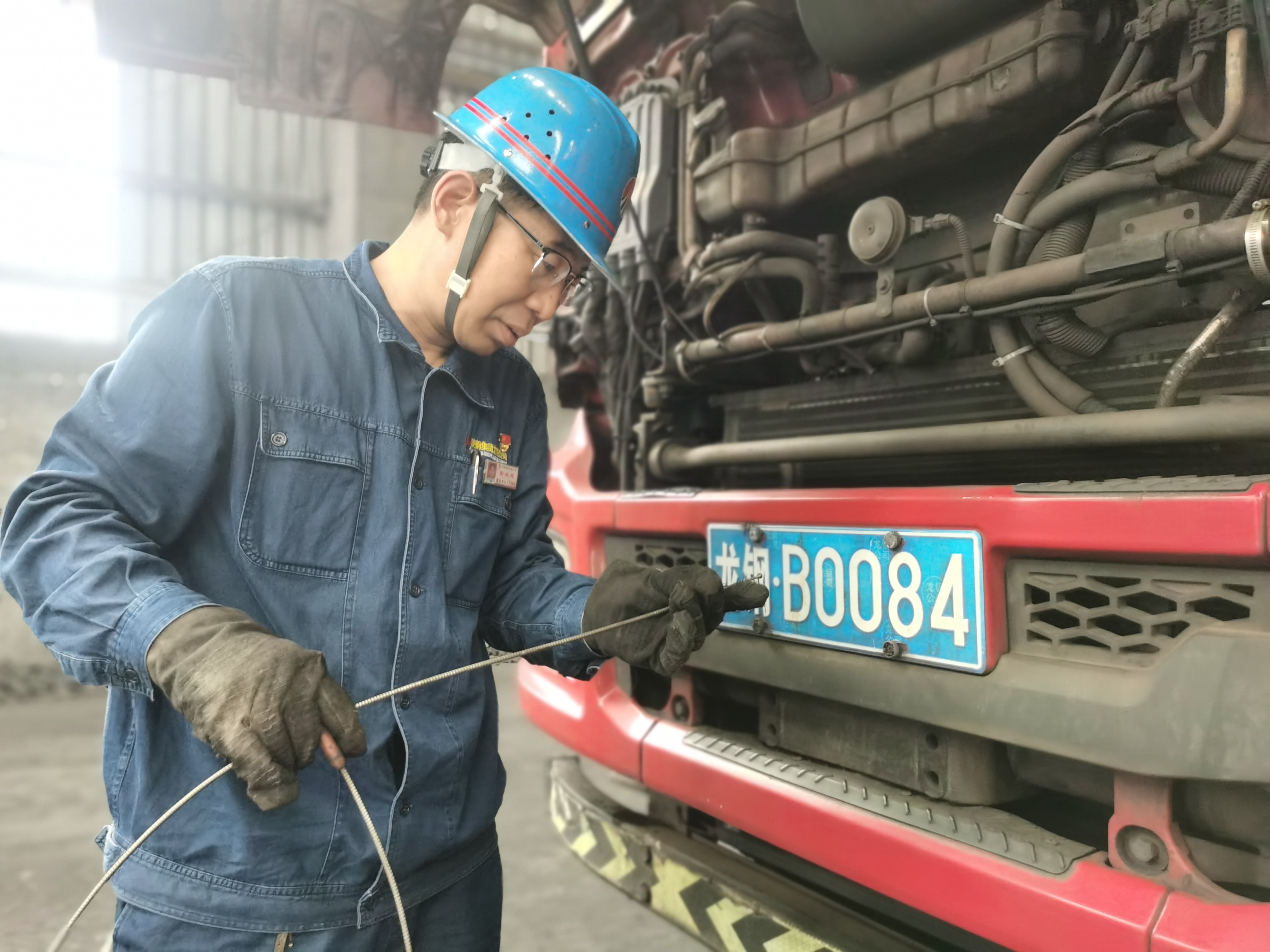 在鋼鐵戰線續寫軍旅榮光 在鋼鐵戰線續寫軍旅榮光