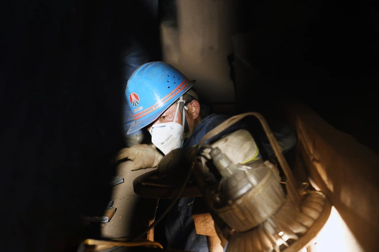 ��ؓ��ɫ�Õr�� ���Կ��y��z�ޡ�����䓹�˾400�O���Y�C�z�޹��P��ӛ