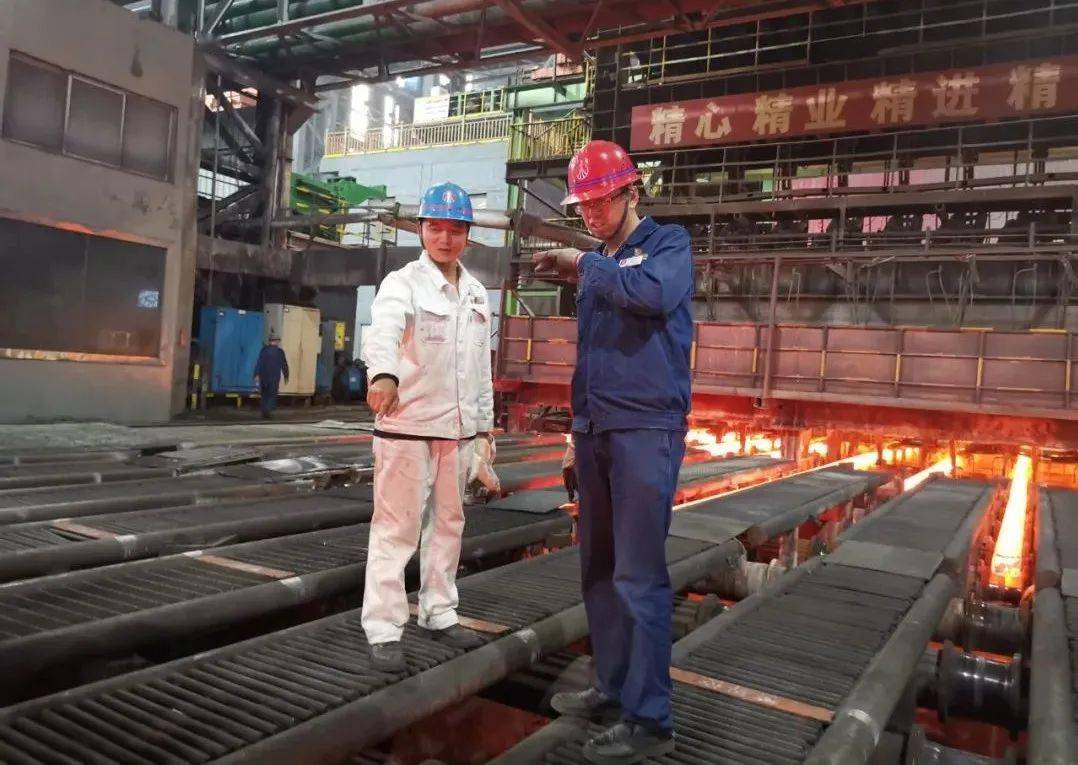 火熱綿延 鋼鐵一線“戰味”十足 火熱綿延 鋼鐵一線“戰味”十足