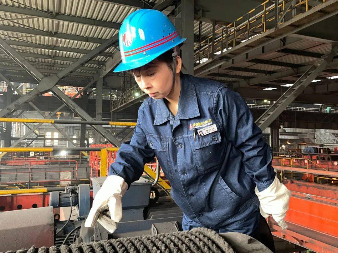 火熱綿延 鋼鐵一線“戰味”十足 火熱綿延 鋼鐵一線“戰味”十足