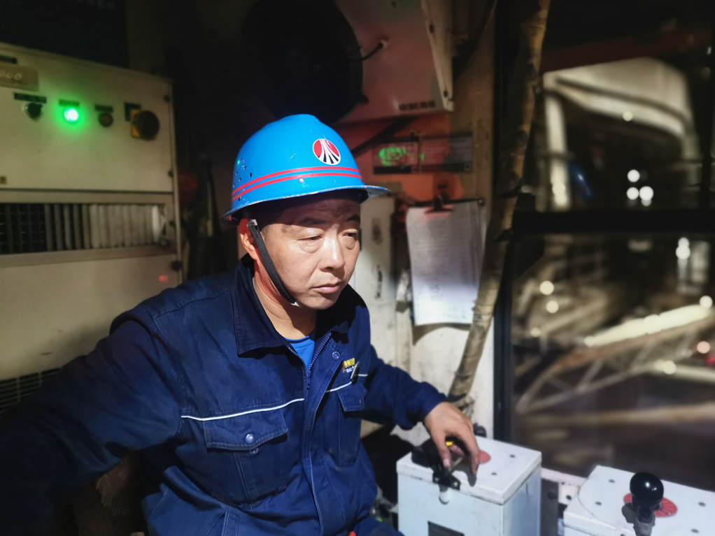 6090󣬡ĴF˵ćc(jin)