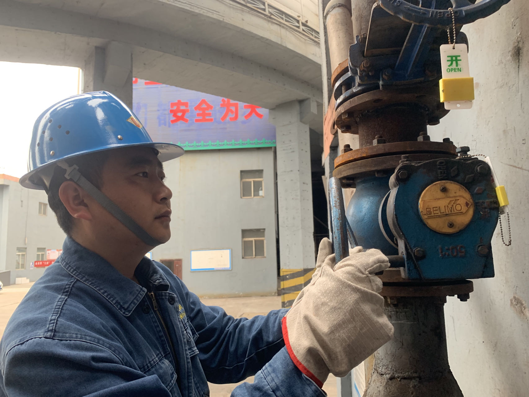 以“微”力量 釋放班組硬核“能量” 以“微”力量 釋放班組硬核“能量”