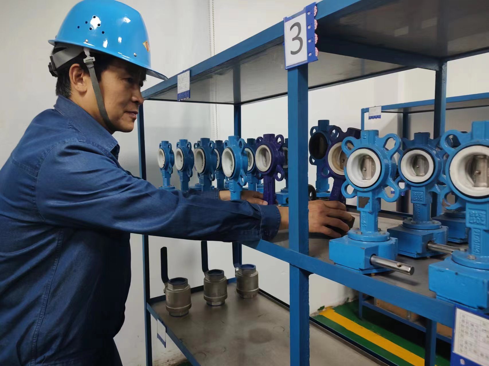 從“60后”到“00后”,五代人的國慶堅守 從“60后”到“00后”,五代人的國慶堅守