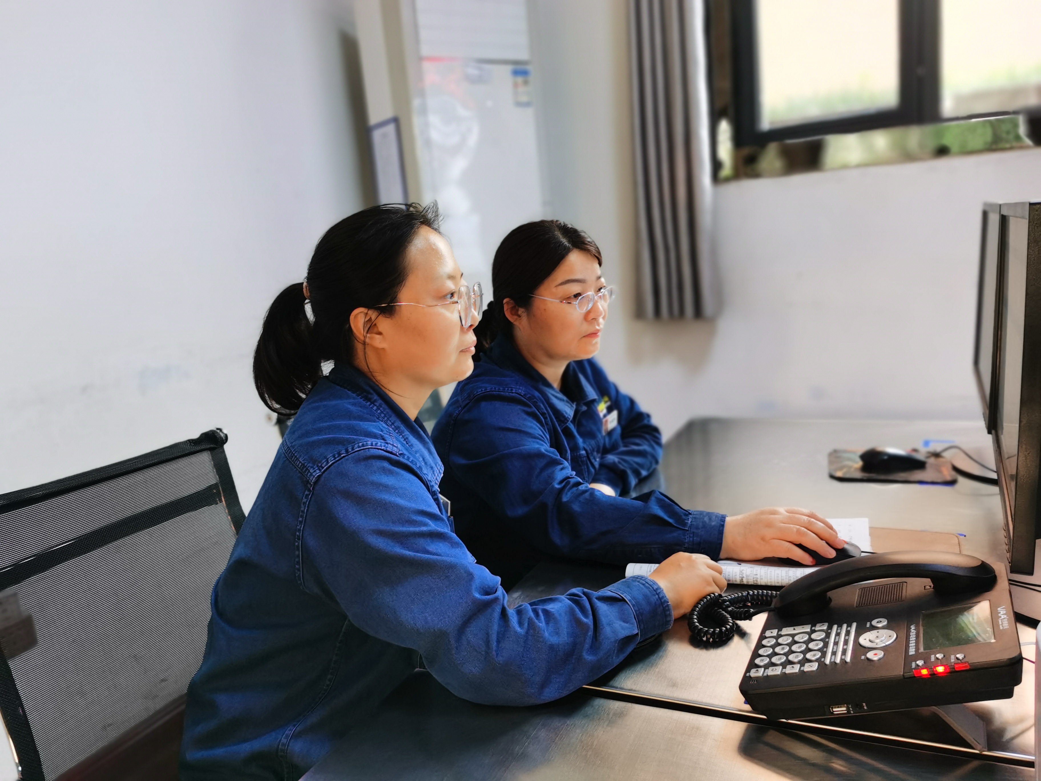 塑造滿(mǎn)意服務(wù)品牌形象 傳承“夢(mèng)桃精神” ——記陜西省“夢(mèng)桃式班組”龍鋼公司檢驗(yàn)計(jì)量中心檢斤班 塑造滿(mǎn)意服務(wù)品牌形象 傳承“夢(mèng)桃精神” ——記陜西省“夢(mèng)桃式班組”龍鋼公司檢驗(yàn)計(jì)量中心檢斤班