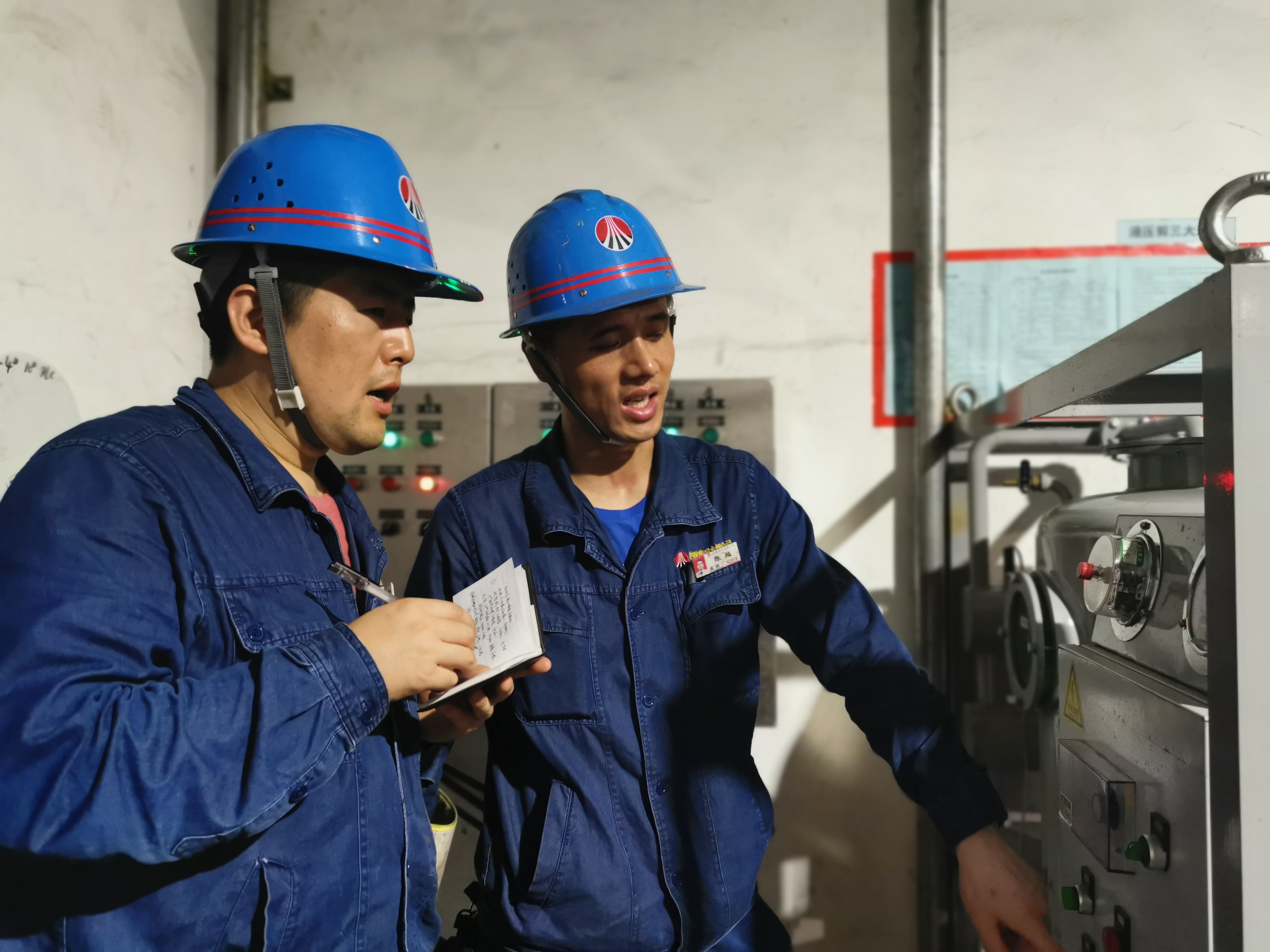 ���꣡�Ê^�������ഺģYoung