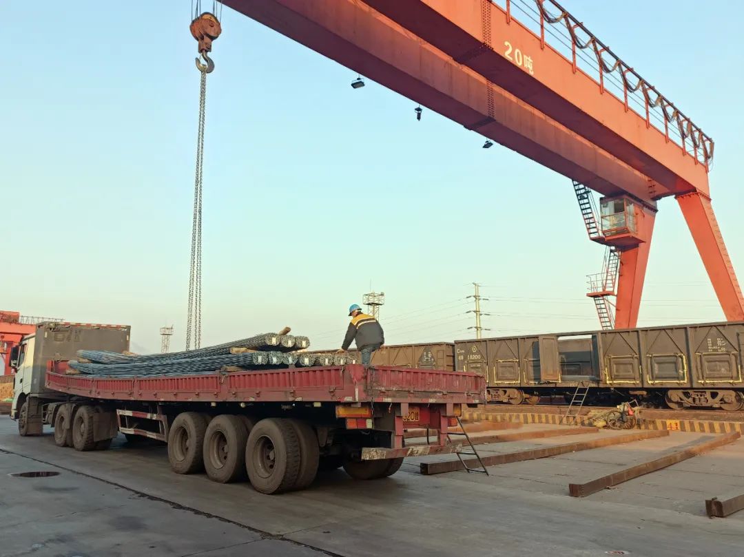 冬日的鋼城生機(jī)盎然 狀態(tài)“滿格” 冬日的鋼城生機(jī)盎然 狀態(tài)“滿格”