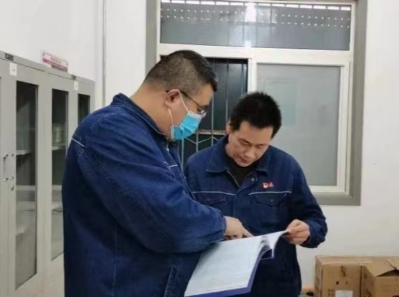 陜鋼集團(tuán)貫徹落實“八個聚焦”“四個著力”見行動——筑牢三道防線 為多元產(chǎn)業(yè)發(fā)展保駕護(hù)航 陜鋼集團(tuán)貫徹落實“八個聚焦”“四個著力”見行動——筑牢三道防線 為多元產(chǎn)業(yè)發(fā)展保駕護(hù)航