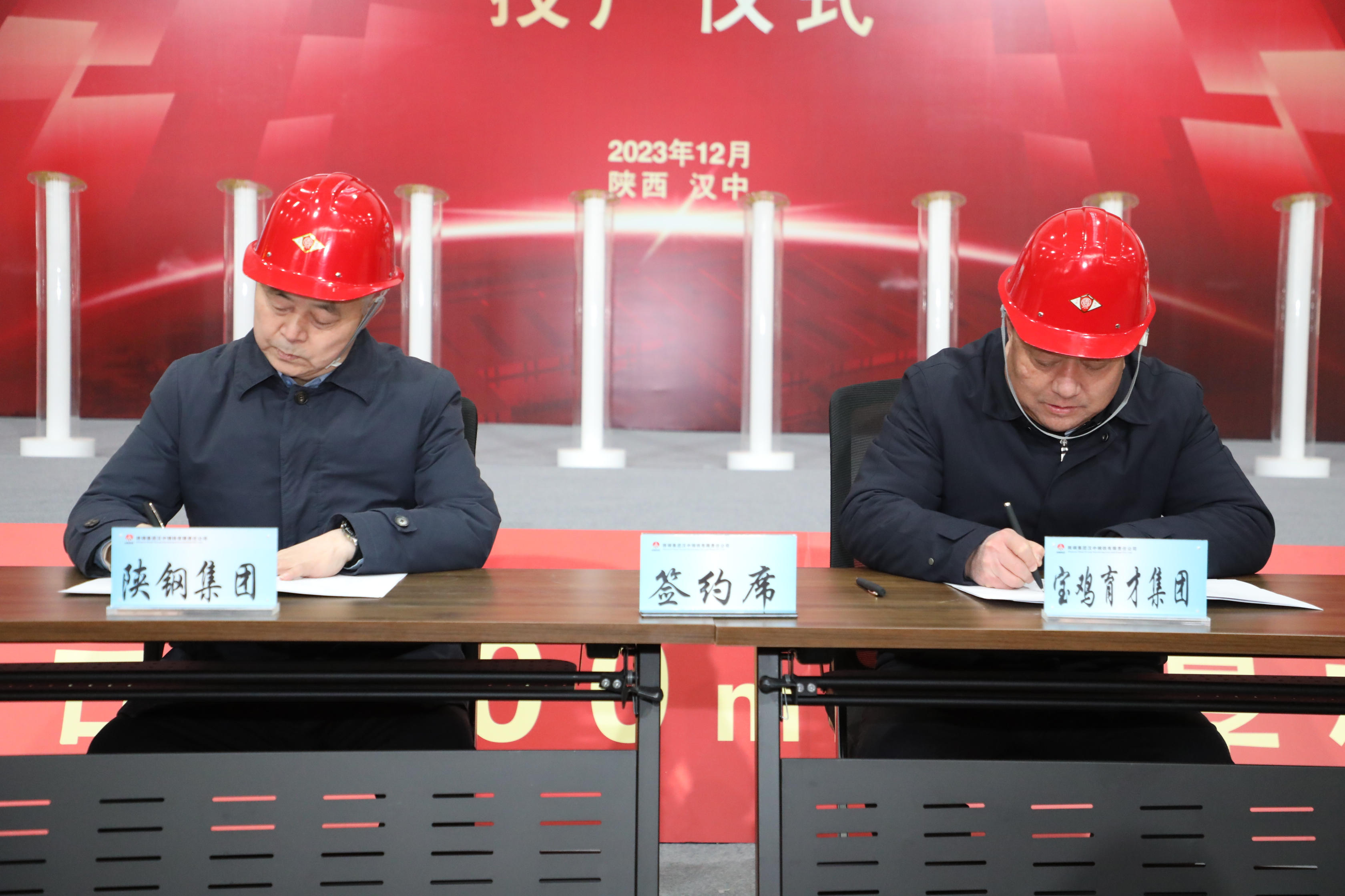 �䓼��F�h䓹�˾�e�k�к���ĿͶ�a�xʽ