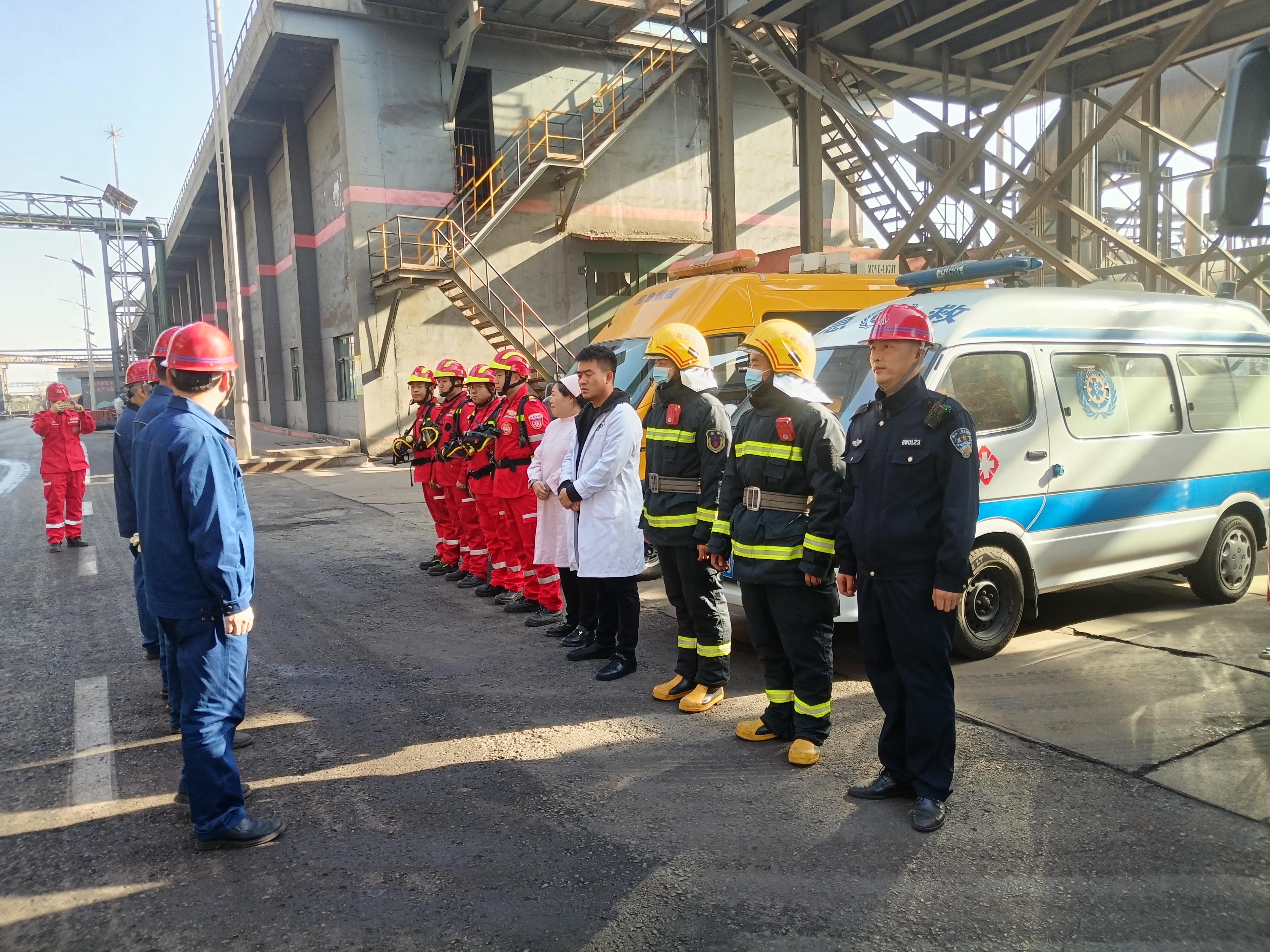 精心謀劃 科學組織 確保雙線作戰取得“雙勝利” 精心謀劃 科學組織 確保雙線作戰取得“雙勝利”