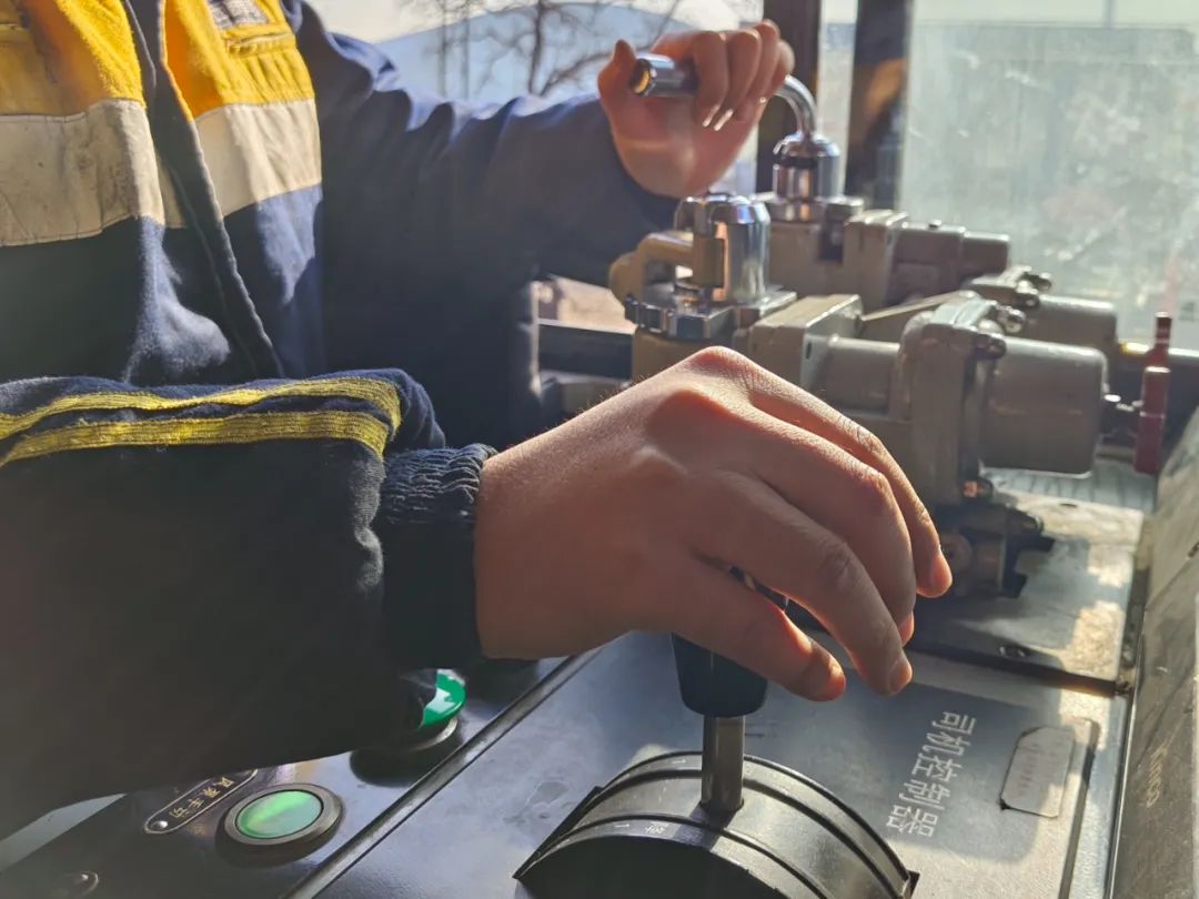 鋼鐵人的手 鋼鐵人的手