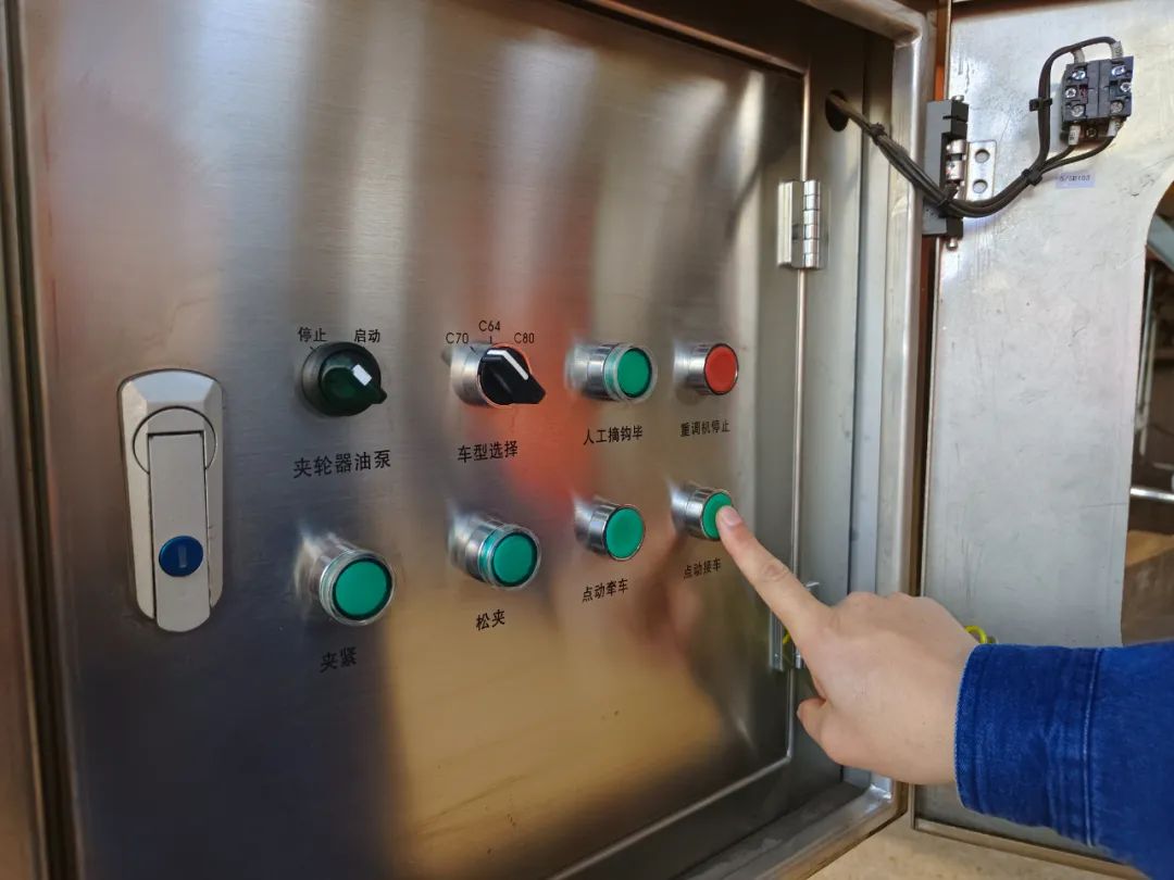 鋼鐵人的手 鋼鐵人的手