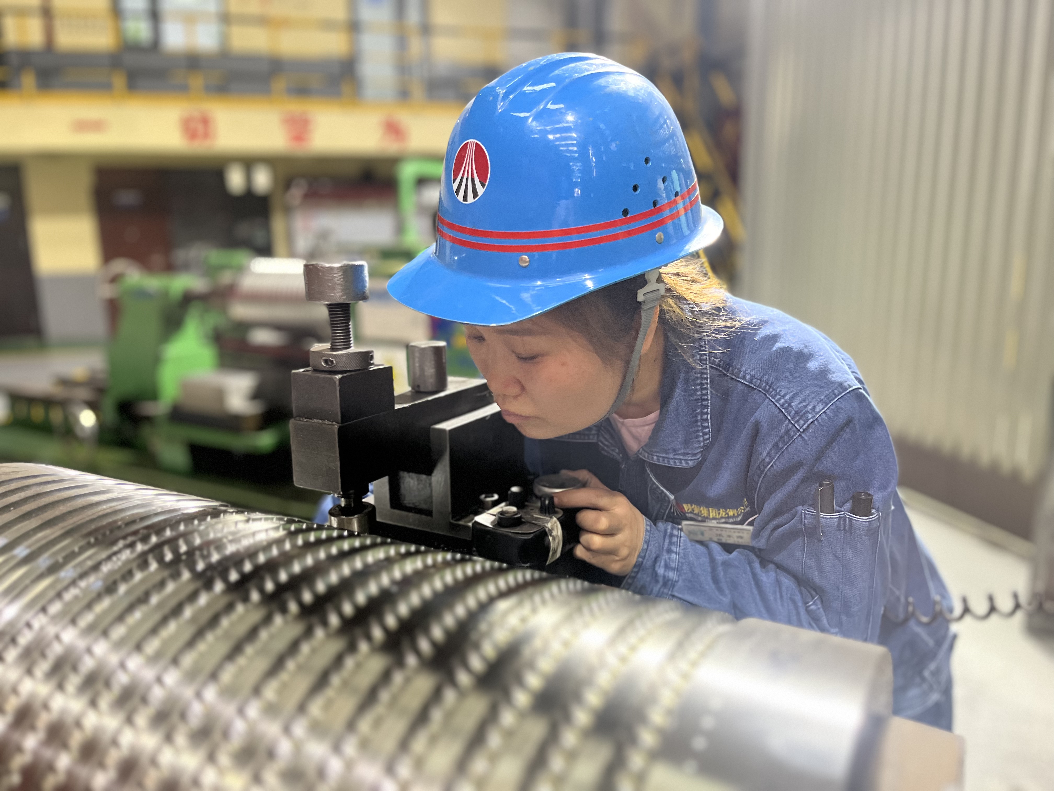 “三向發力”打好生產經營攻堅戰 “三向發力”打好生產經營攻堅戰