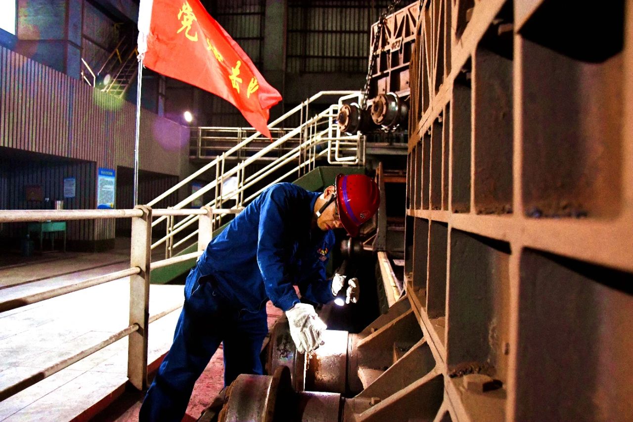 以硬作風(fēng)提振打硬仗精氣神 以硬作風(fēng)提振打硬仗精氣神