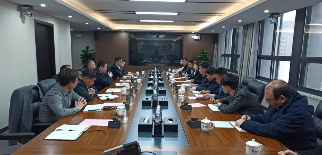 付銅洋、馬建軍一行到陜鋼集團座談交流 付銅洋、馬建軍一行到陜鋼集團座談交流