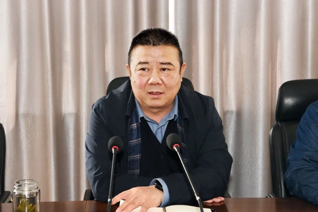 �S��������䓹�˾�_չ�Fǰ�{�м��΄��΄ս���