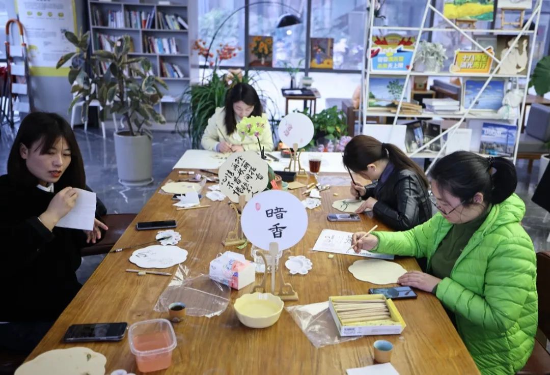 ��ӛ���н��¹� �������^չ�L��