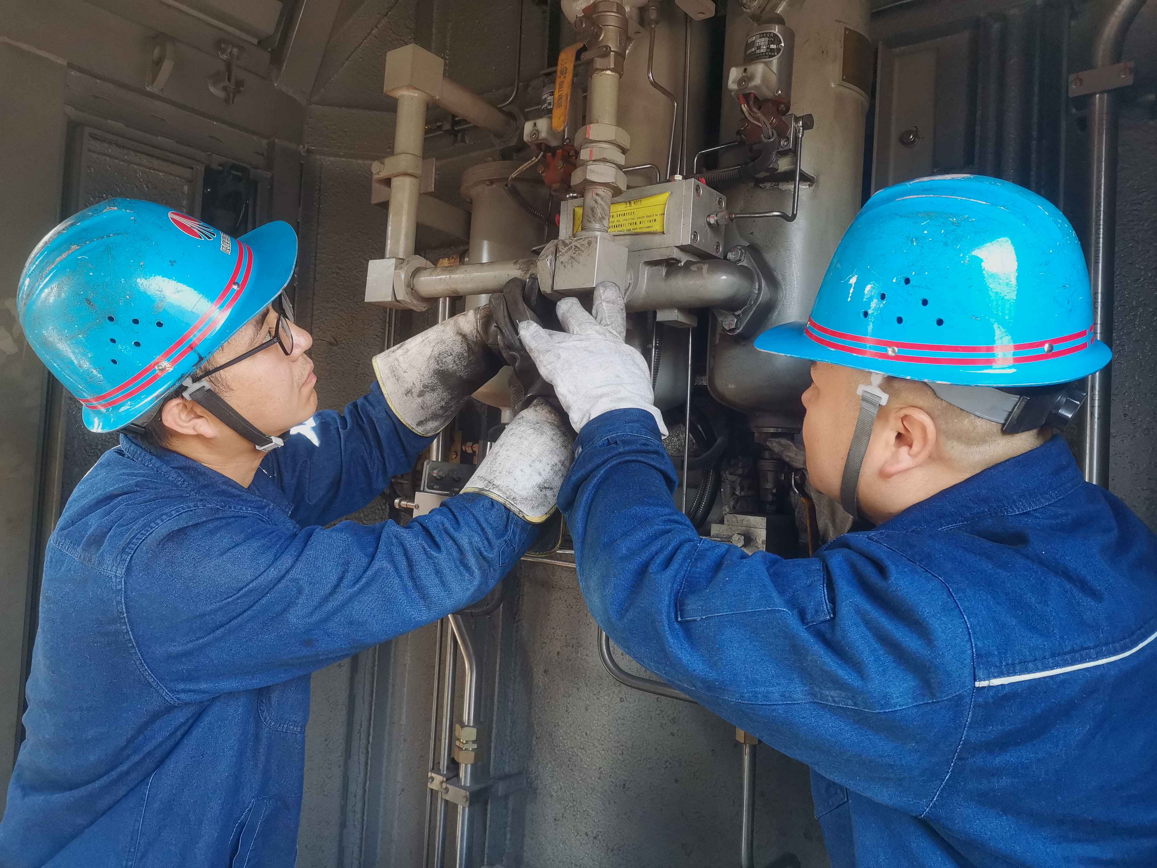 �ഺ·�ϣ��������ǡ�׷�L�ߡ�