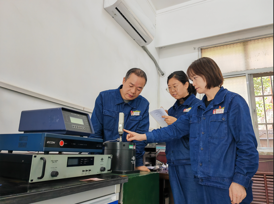 練內功、補短板、求突破!陜鋼龍鋼公司生產經營穩中有進 練內功、補短板、求突破!陜鋼龍鋼公司生產經營穩中有進