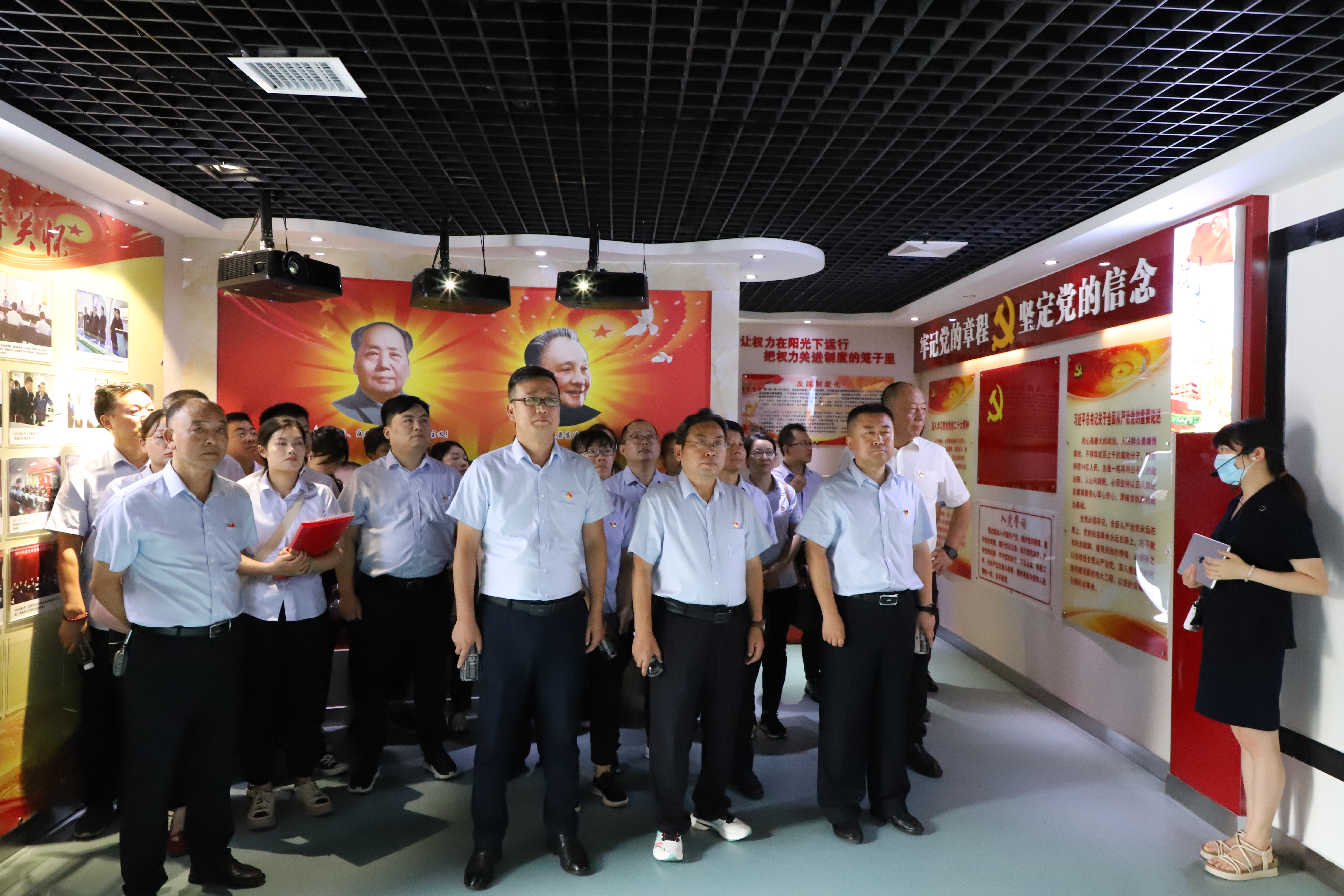 �s�m(x��)�tɫѪ�} ���ۊ^�M(j��n)��������?ji��ng)?chu��ng)���о�Ժ�M���_չ�c����һ��ϵ�л��(d��ng)