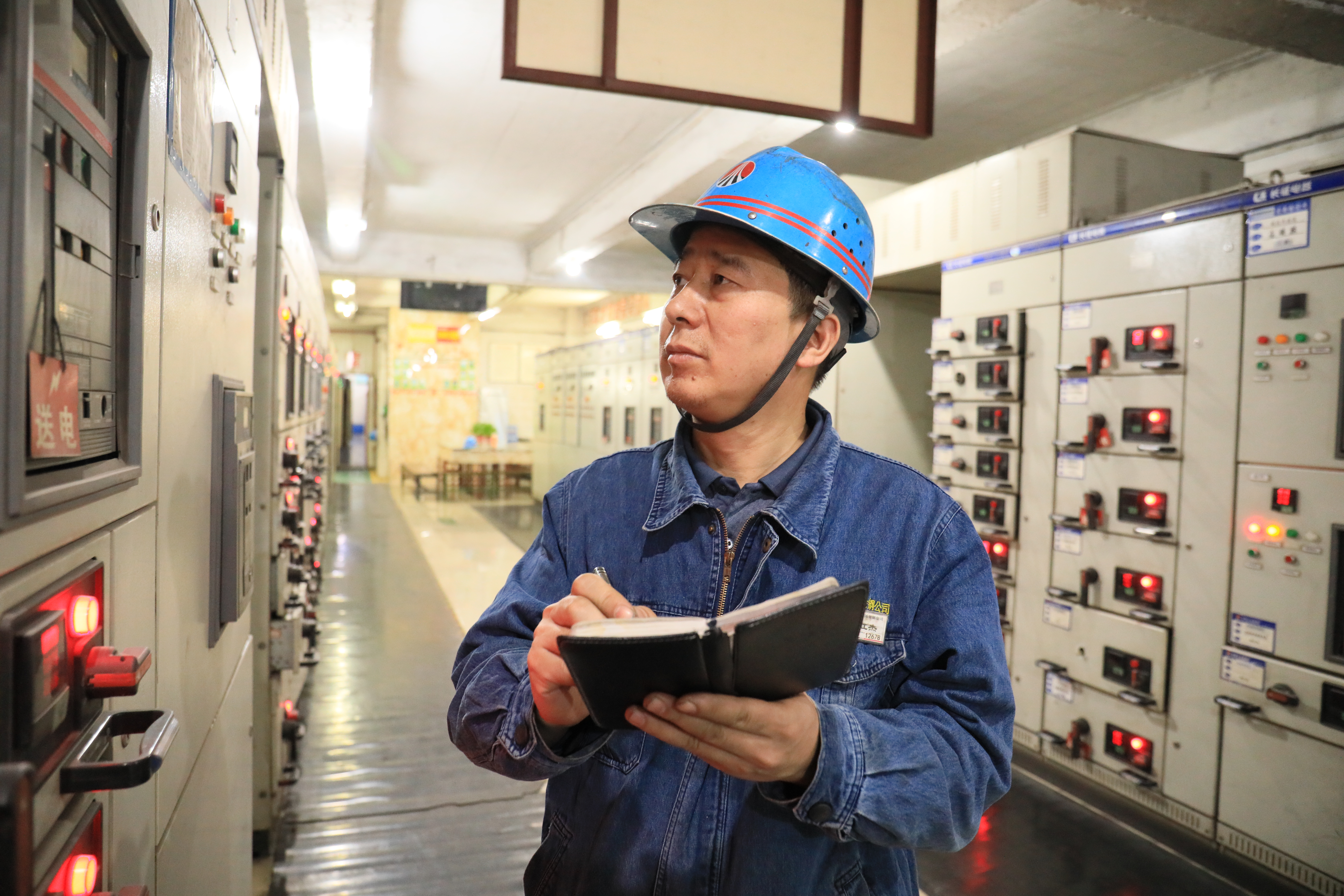 多輪驅(qū)動 跑出治虧創(chuàng)效“加速度” 多輪驅(qū)動 跑出治虧創(chuàng)效“加速度”