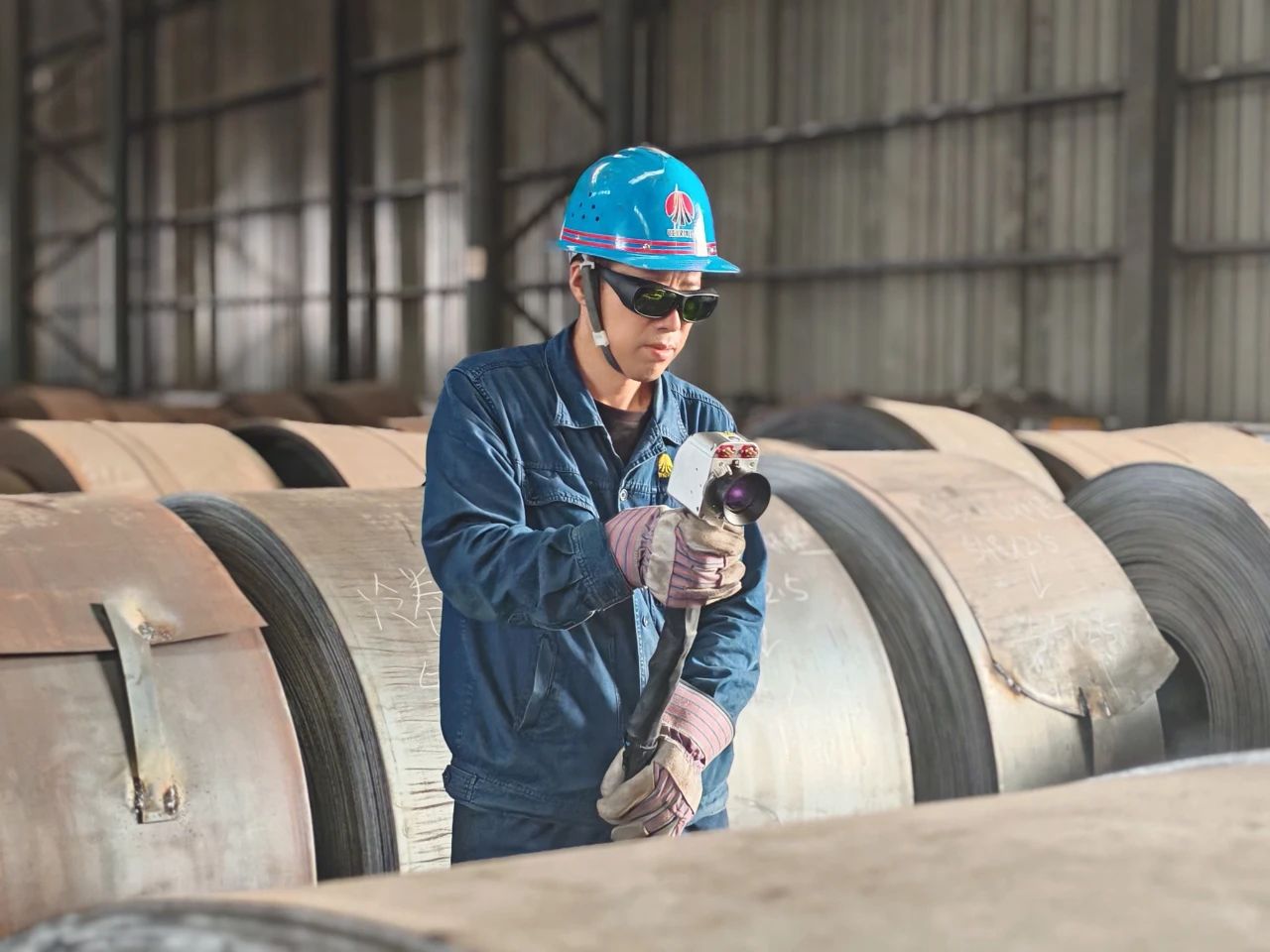 “轉動”降本思維 “跑出”增效速度 “轉動”降本思維 “跑出”增效速度