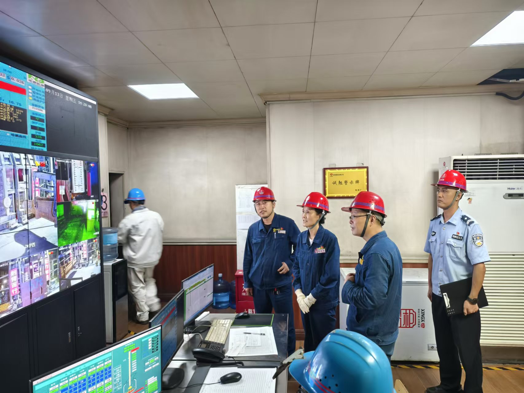 ��䓹�˾����ʽ�_չ��(ji��)ǰ������������