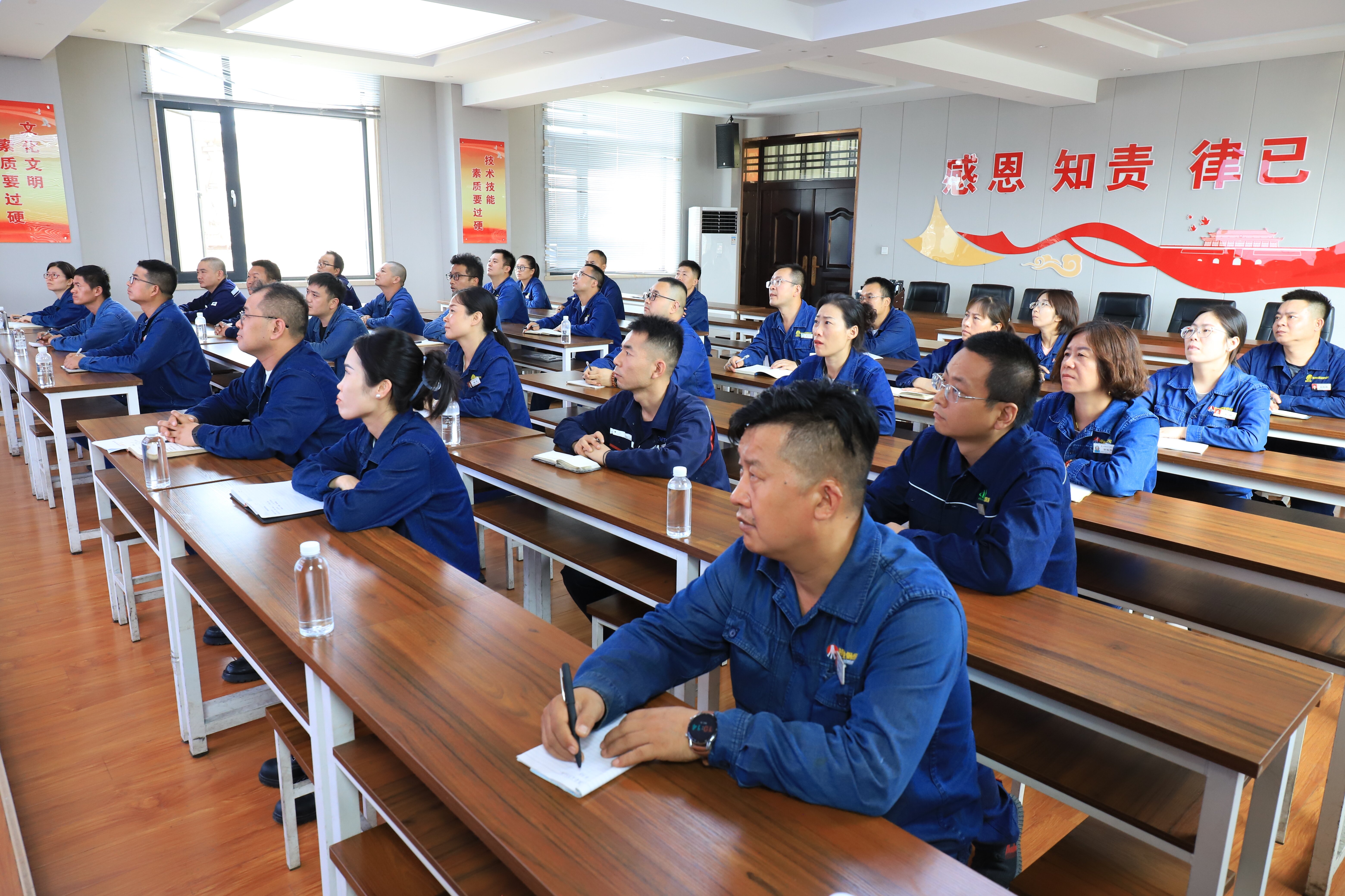 百日攻堅在行動 守護節日安全關 百日攻堅在行動 守護節日安全關